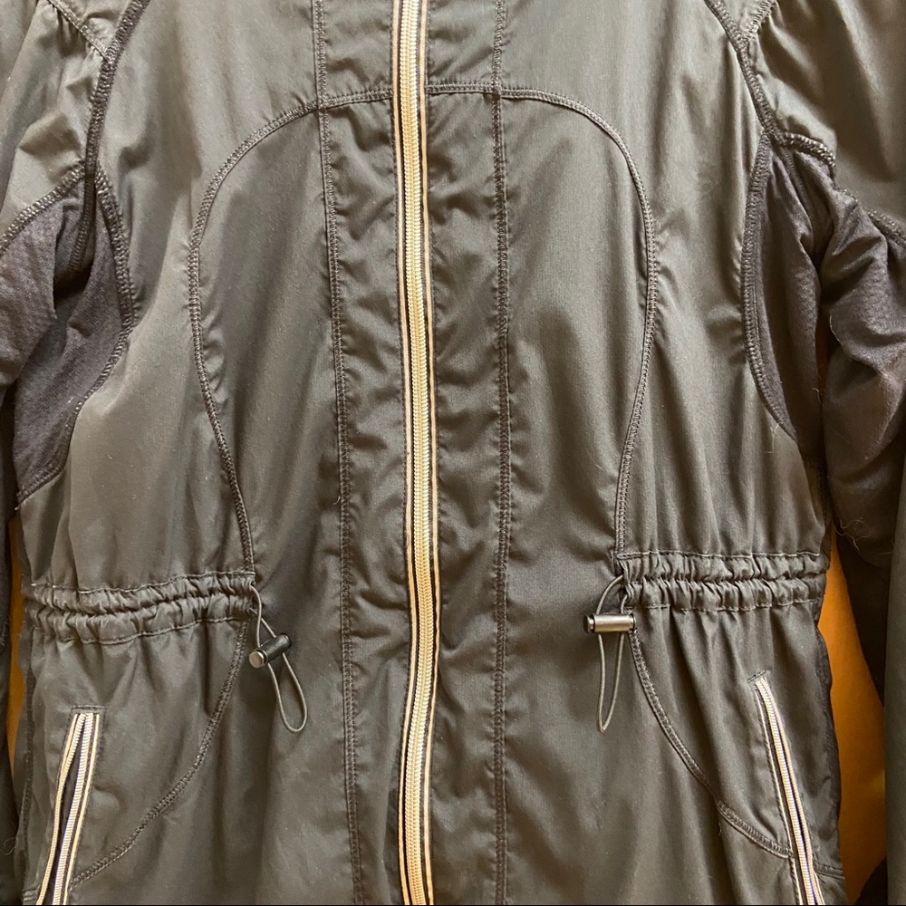 Lululemon Resolution Rain Jacket - image 5